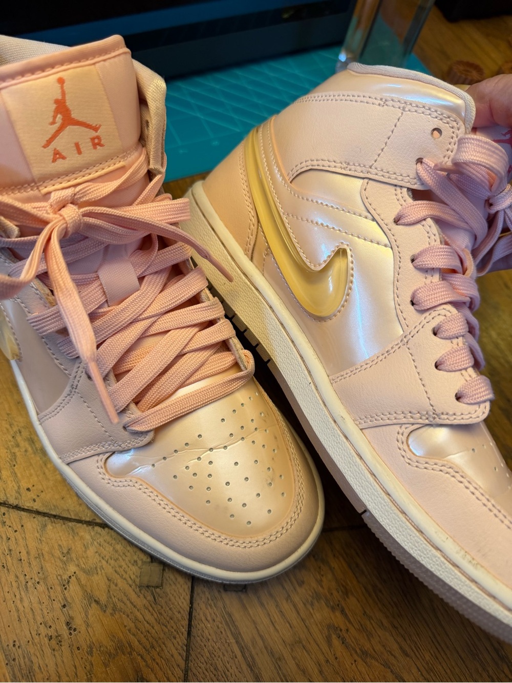 Nike Air Jordan 1 Mid high-Top Sneakers in Light Pink women’s size 8!